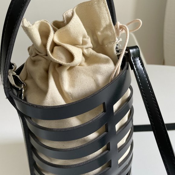 Mae & Ivy Cage Shoulder Bag - Picture 3 of 5